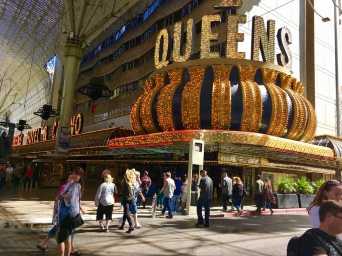 4QEENS