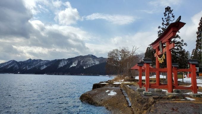 秋田 パワースポット御座石神社