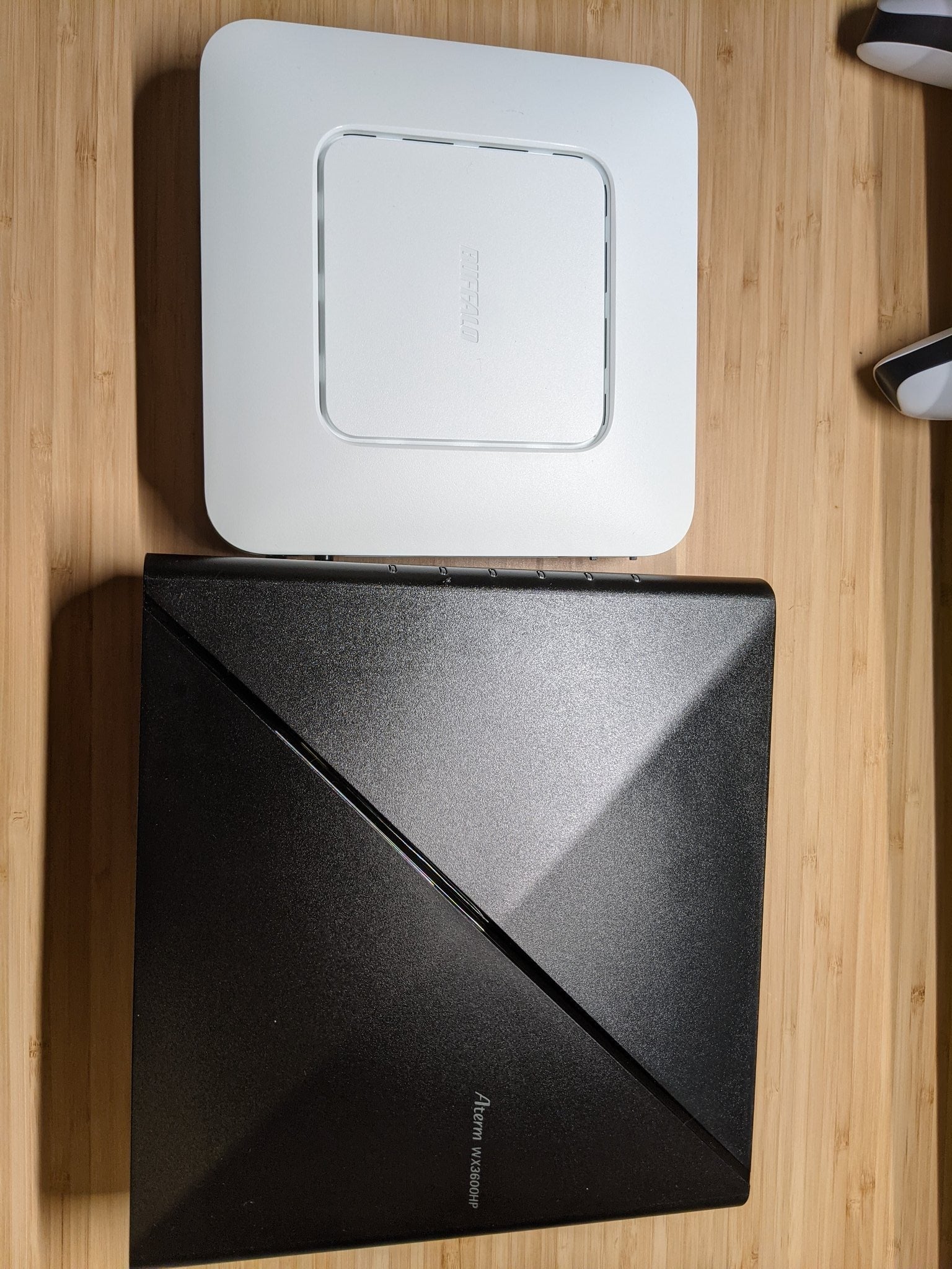 ルーター nec バッファロー どっちがいい:性能面での比較