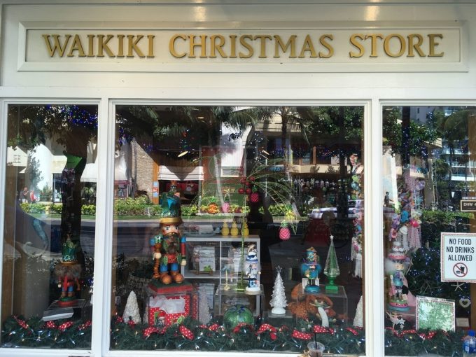 WAIKIKI CHRISTMAS STORE