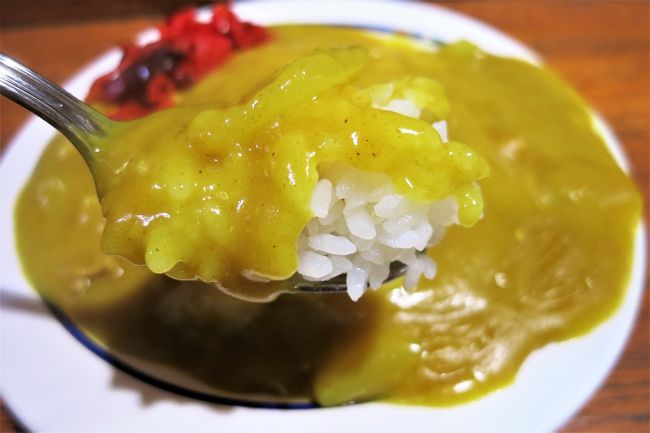 バスセンターのカレーが愛される理由とは?