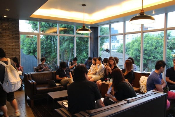スターバックス表参道B-SIDE店