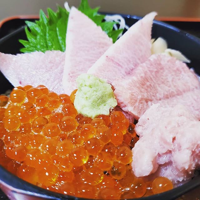 山形 海鮮丼 魚亭岡ざき 心意気丼