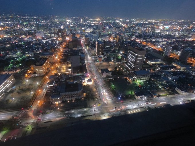 群馬県庁 夜景