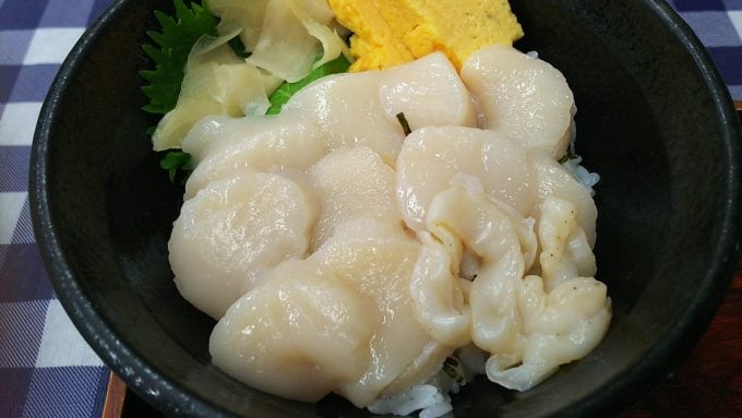 青森海鮮丼 丸青食堂