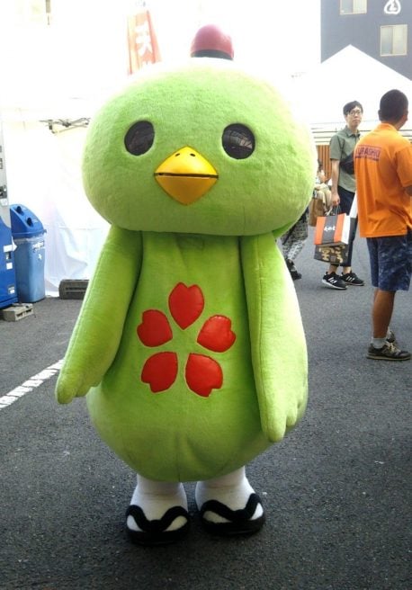 岡山県 ゆるキャラ　やかっぴー
