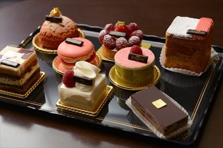 ダロワイヨ　チョコレートケーキ