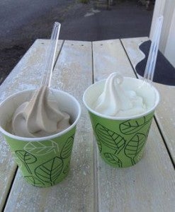 北海道 ソフトクリーム 山川牧場自然牛乳 直営工場売店ソフトクリーム