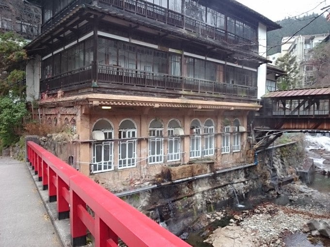 四万温泉